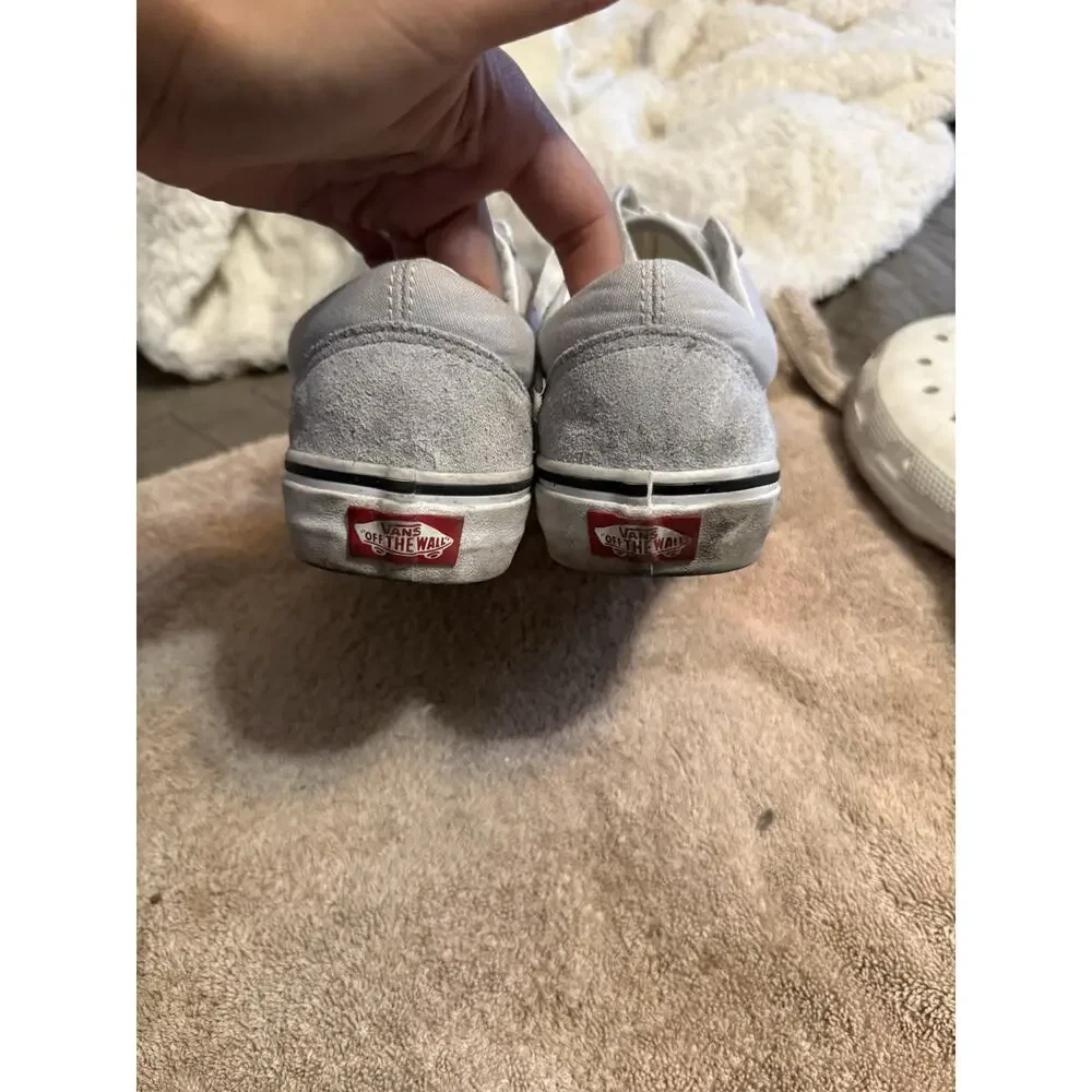 VANS Old Skool Men’s Gray/White Low Top Lace Up Athletic Sneaker